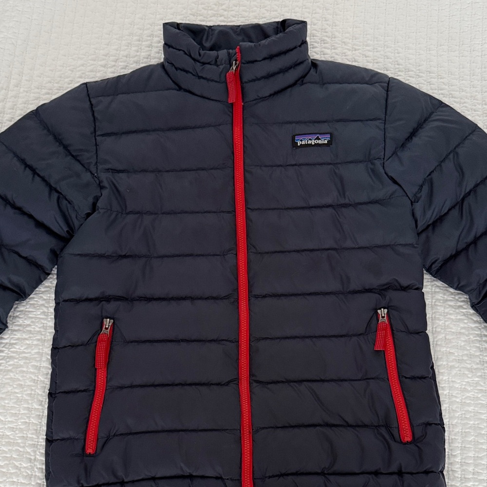 Patagonia Navy Puffer Jacket with Red Zippers